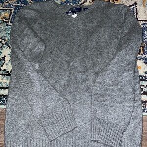 Polo Ralph Lauren 100% cashmere sweater. Ladies large. NWT. V neck.